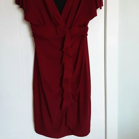 Dress - Picture 2 of 2